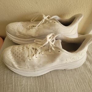 Hoka Clifton 9 Grey/off White Shoes